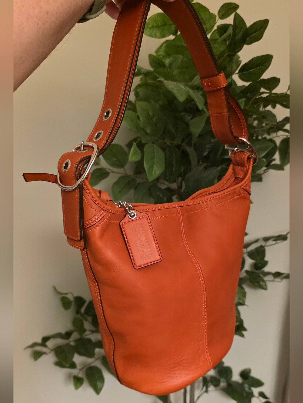 Coach Medium Chili Bleecker Bucket Bag F13353 - Picture 7 of 9